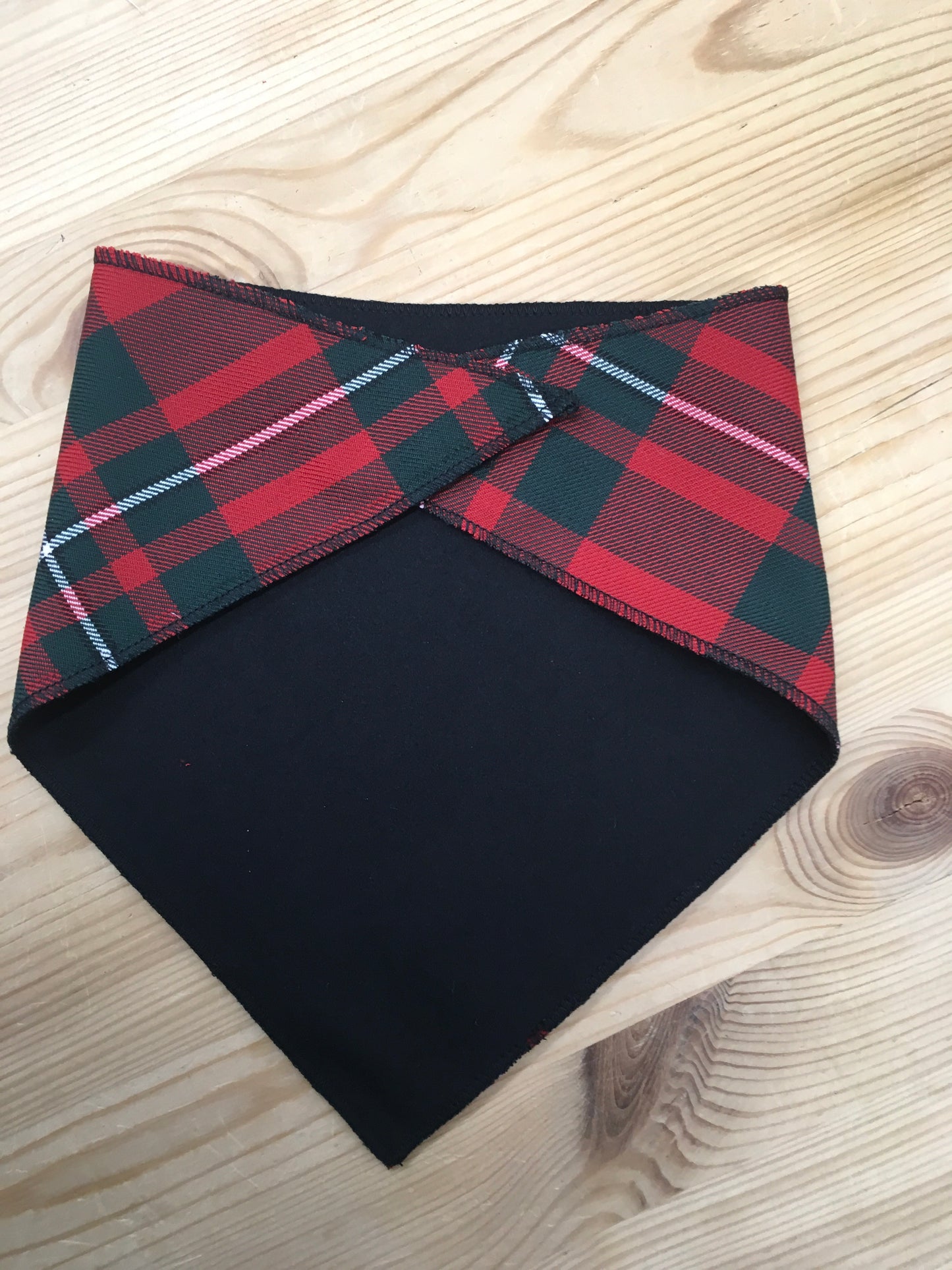 MacGregor Tartan Bib