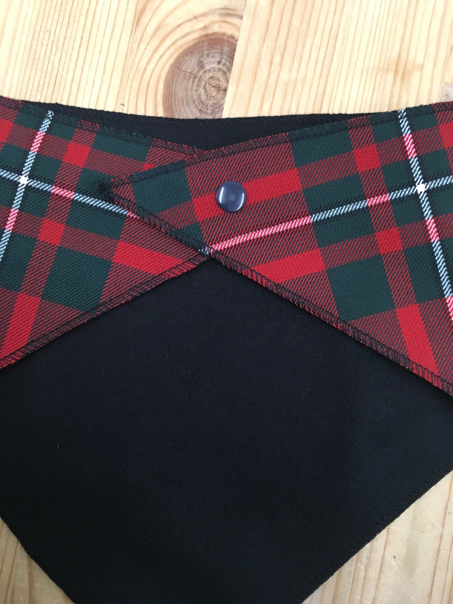 MacGregor Tartan Bib